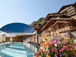 Pool & Spa Residences