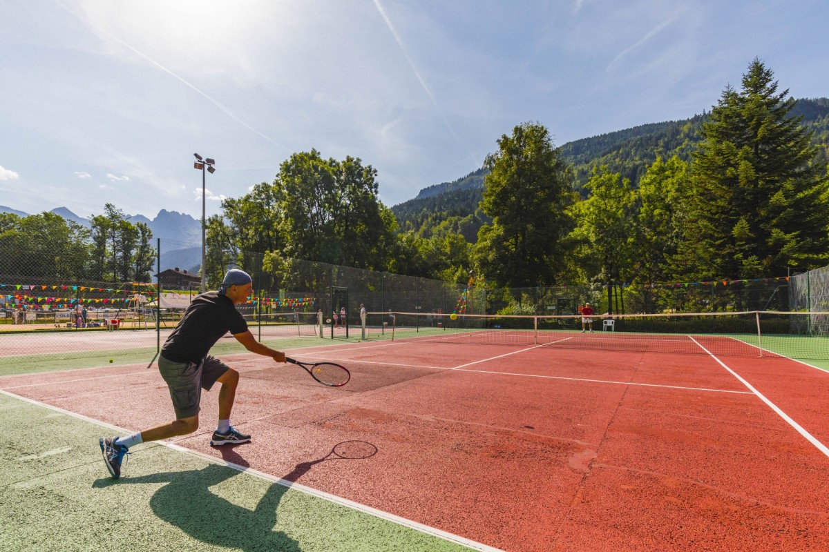 1920x1440-141933-tennis-ot-le-grand-bornand-alpcat-medias-8m9a1404-143237