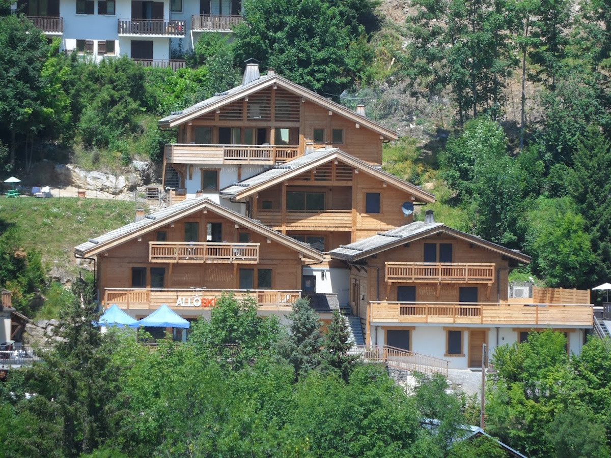 Chalets de l'adret - Charmieux
