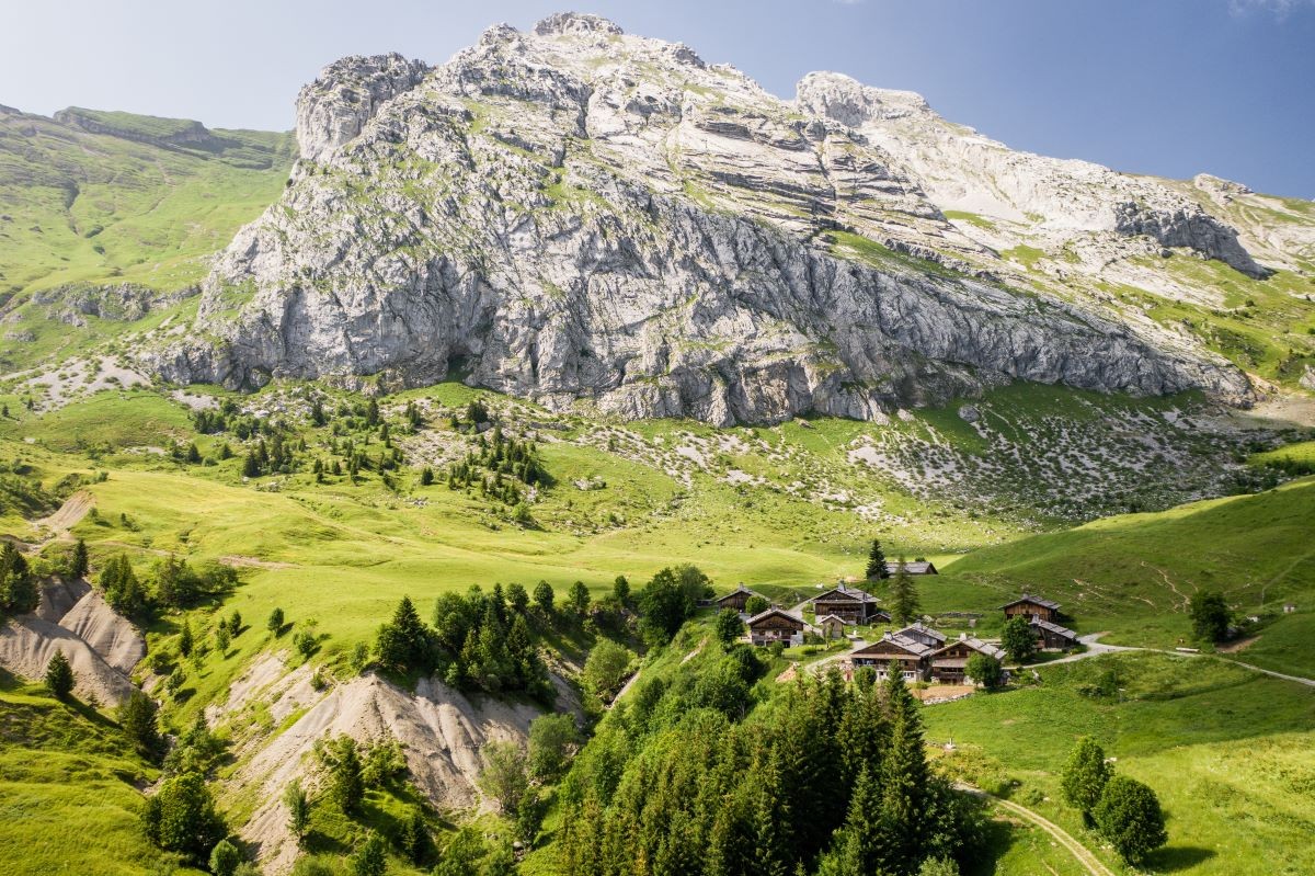 e19-4-randonnee-esprits-outdoor-le-grand-bornand-balade-bienvenue-231131