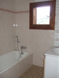Salle de bain avec baignoire /Bathroom with a bath-Fontaine-Le Grand-Bornand