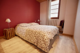 Chambre avec lit double/Bedroom with a double bed-Ambrevetta-Le Grand-Bornand