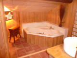 Salle de bain avec baignoire/Bathroom with a bath-Au Bon Vieux Temps n°1-Le Grand-Bornand