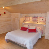 Chambre avec lit double/Bedroom with a double bed-Clé des champs (Les Gentianes)-Le Grand-Bornand