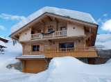 Extérieur chalet hiver/ Winter outside of the chalet- Chalet la Perle des Neiges - Le Grand-Bornand