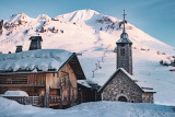 Domaine skiable et chapelle