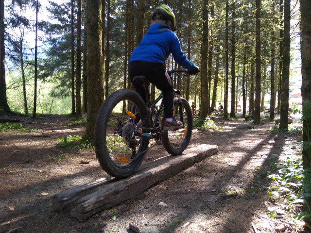 vtt-biker-3755829